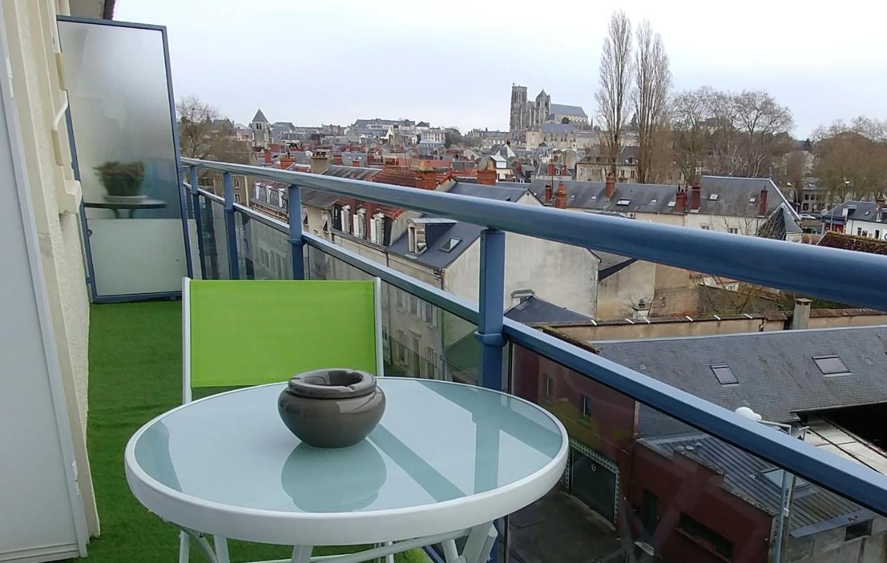 T3 Bord Centre Ville - 4Eme Etage - Fetes Interdites Bourges Luaran gambar