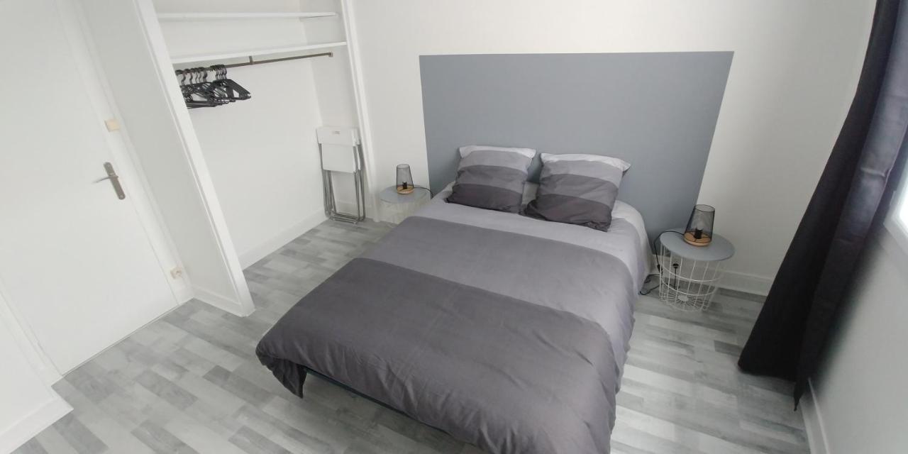 T3 Bord Centre Ville - 4Eme Etage - Fetes Interdites Bourges Luaran gambar